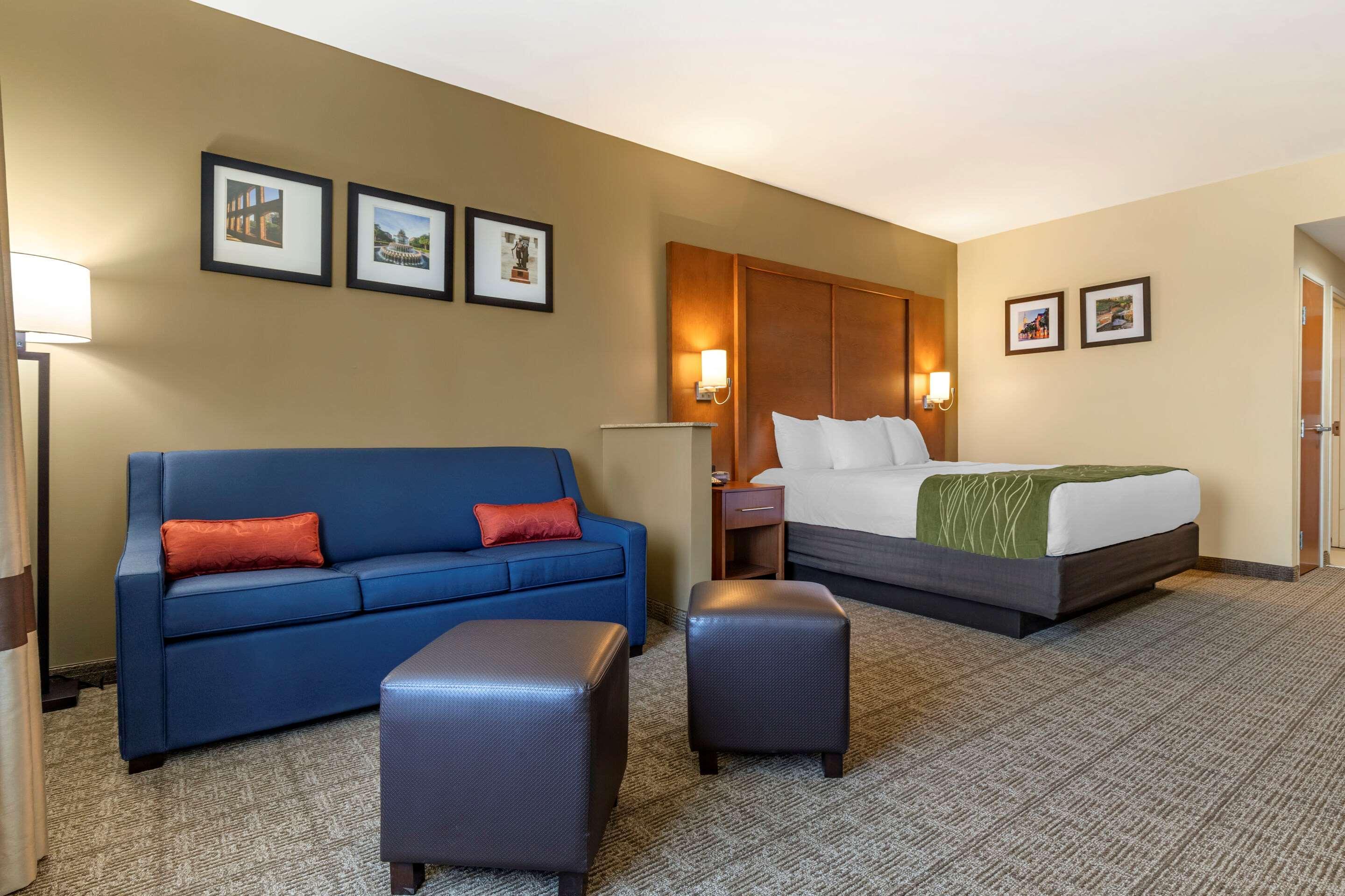 Comfort Inn & Suites Orangeburg Exterior photo