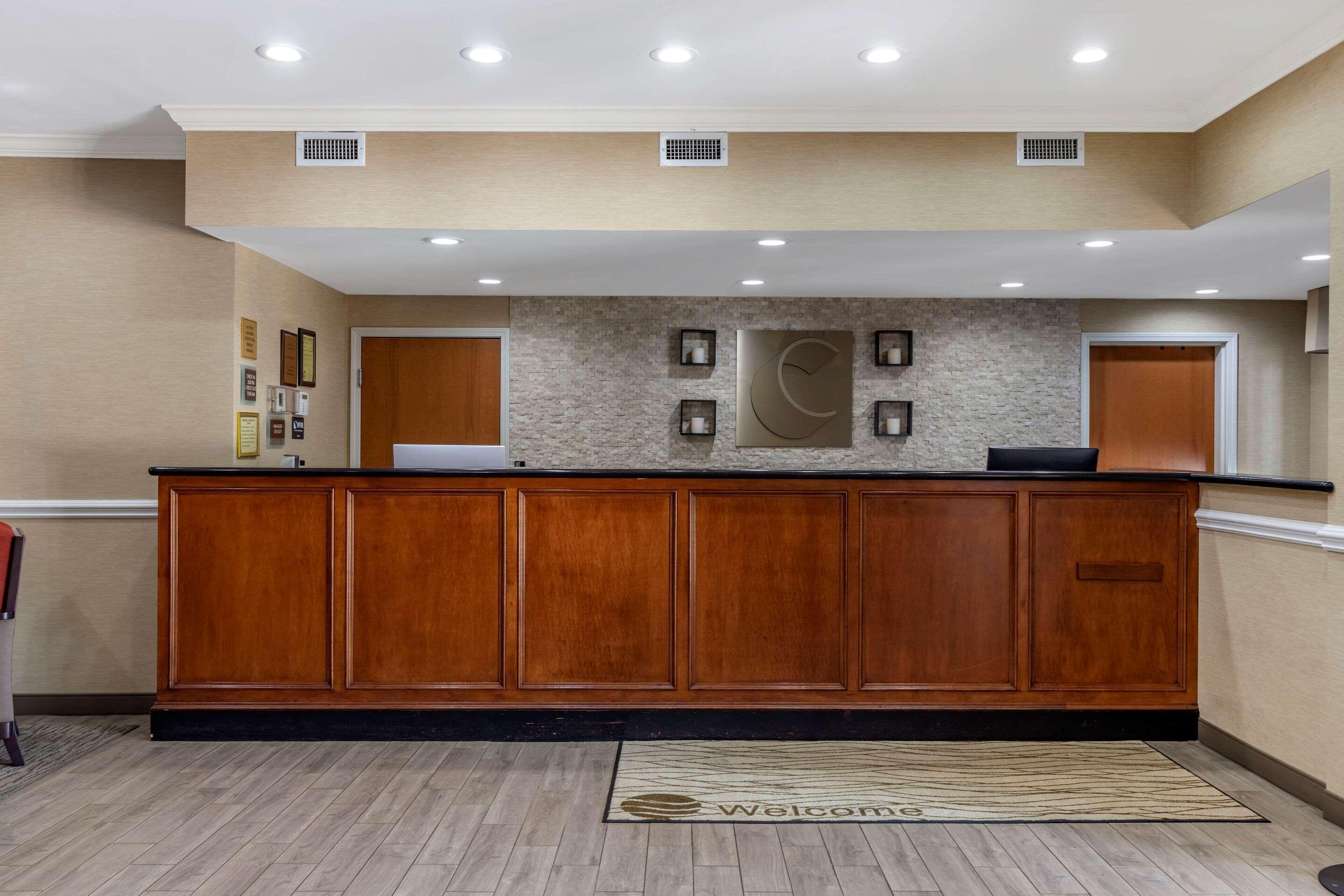 Comfort Inn & Suites Orangeburg Exterior photo
