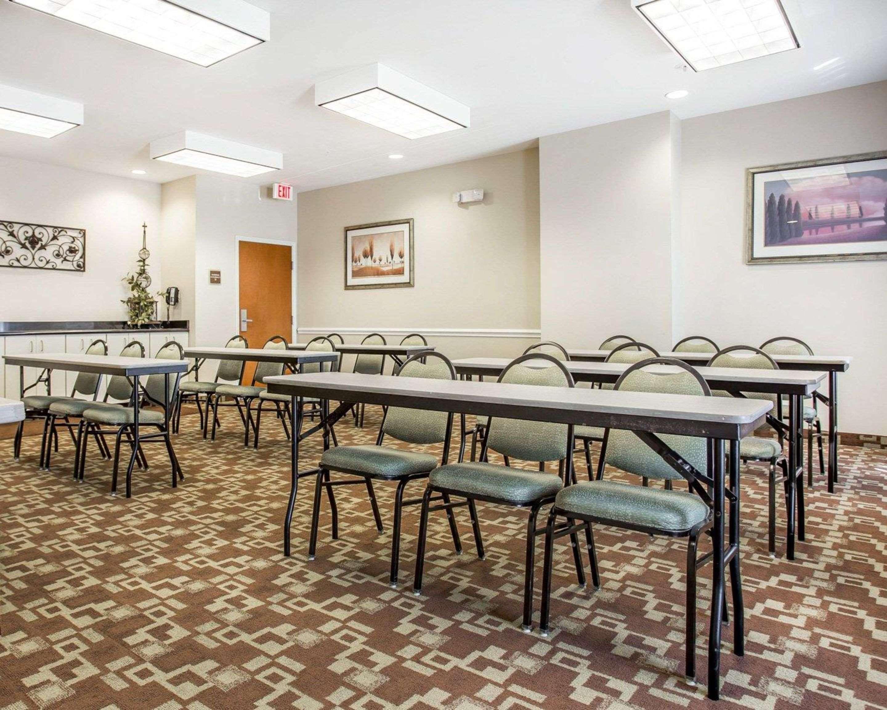 Comfort Inn & Suites Orangeburg Exterior photo