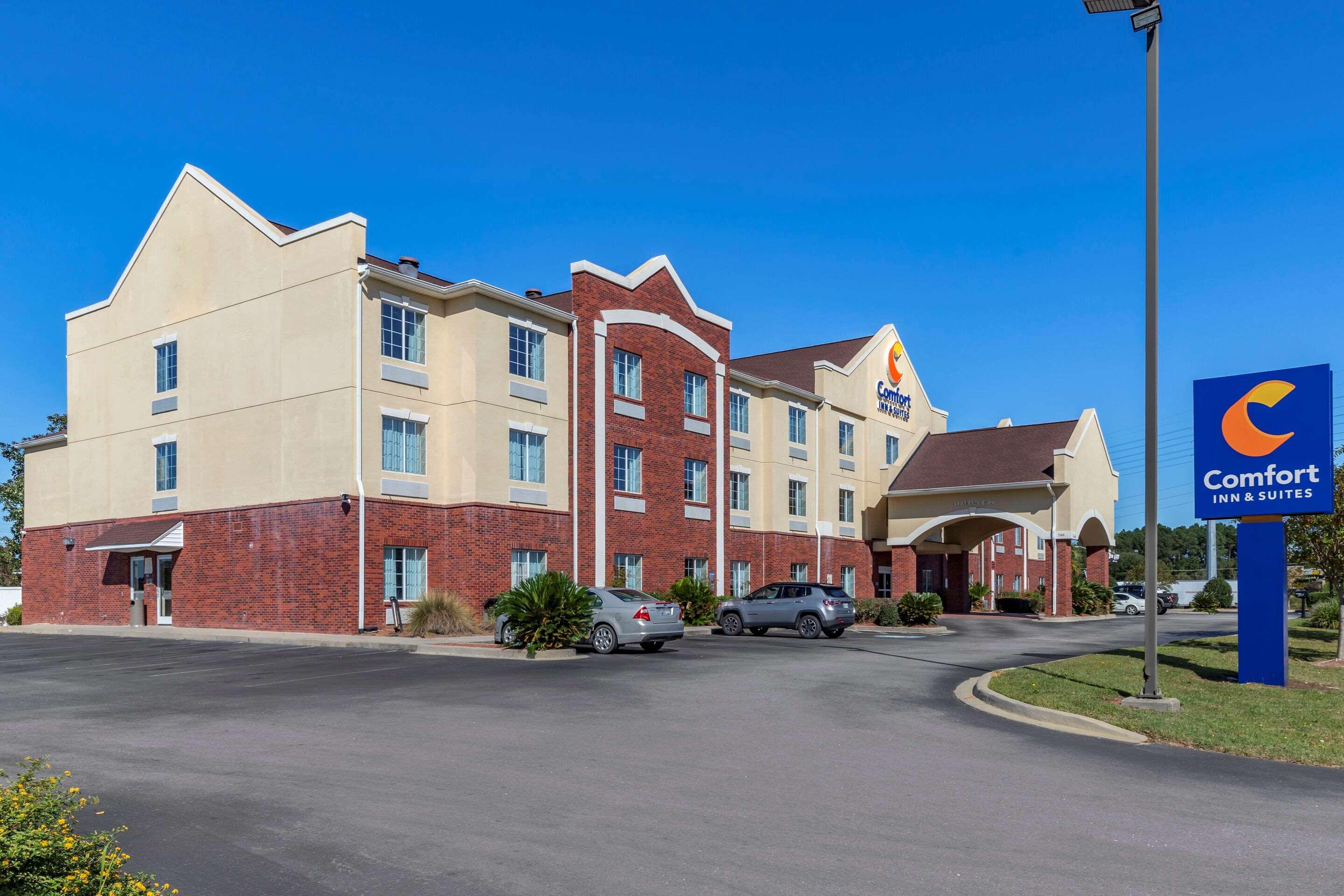 Comfort Inn & Suites Orangeburg Exterior photo